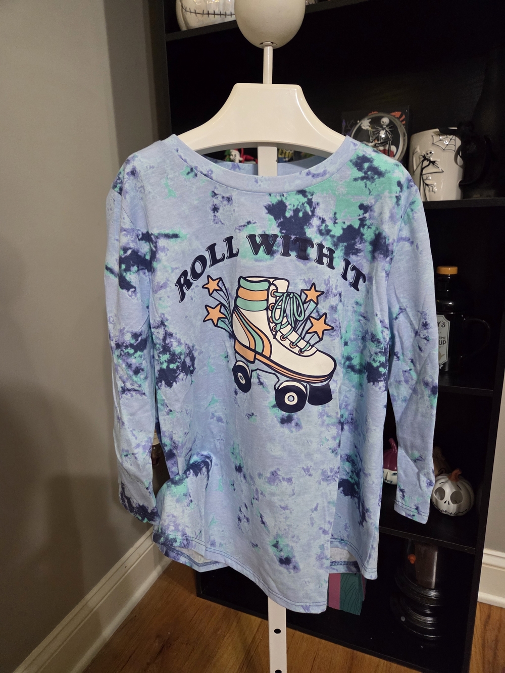 True Craft Tie-Dye 'Roll With It' Long Sleeve Tee - Blue, Green